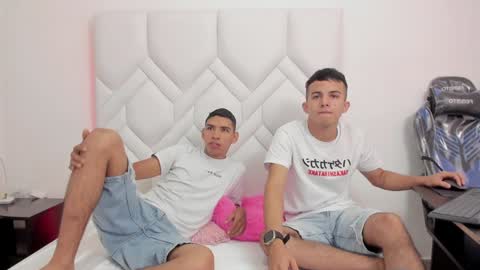 Snapshot of latin_milk_18 chatting on 15, 1, 2025 Mao Danny online show from 15, 1, 2025