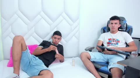 Snapshot of latin_milk_18 chatting on 24, 1, 2025 Mao Danny online show from 24, 1, 2025