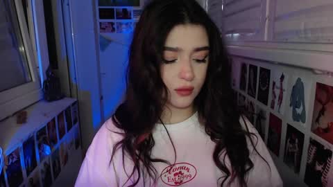 miiiiiiaaaa online show from 1, 2, 2025