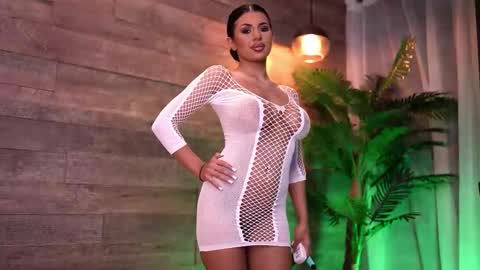 Latina online show from 19, 9, 2025