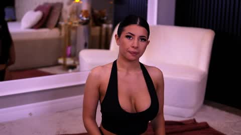 Latina online show from 21, 4, 2026