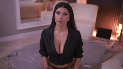 Snapshot of latinaloco chatting on 29, 4, 2026 Latina online show from 29, 4, 2026