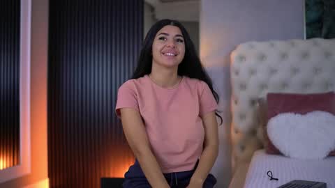 Snapshot of latinaloco chatting on 31, 5, 2026 Latina online show from 31, 5, 2026