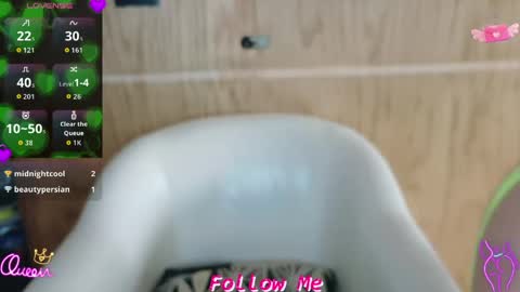 Snapshot of latinaqueen4u chatting on 24, 4, 2026 Your Latina Lover online show from 24, 4, 2026