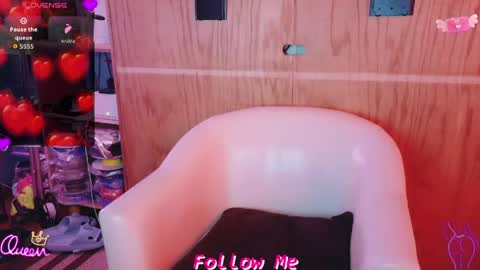 Snapshot of latinaqueen4u chatting on 19, 5, 2026 Your Latina Lover online show from 19, 5, 2026
