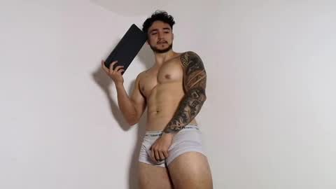 Snapshot of latinboyvip_ chatting on 5, 6, 2026 LatinBoyVIP Colombian online show from 5, 6, 2026