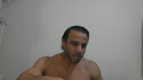 Snapshot of latino_rodri chatting on 25, 5, 2026 latino_rodri online show from 25, 5, 2026