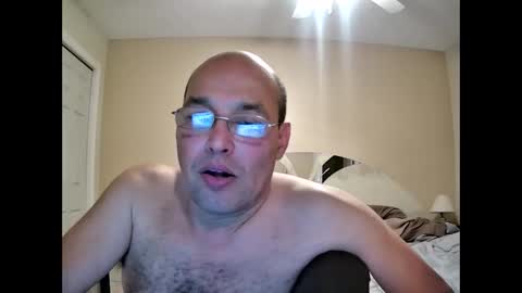 Snapshot of latinoinfla chatting on 11, 1, 2025 latinoinfla online show from 11, 1, 2025