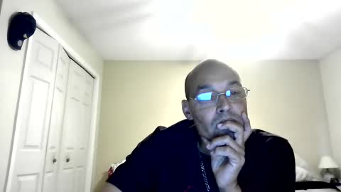 Snapshot of latinoinfla chatting on 28, 9, 2025 latinoinfla online show from 28, 9, 2025