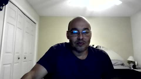 Snapshot of latinoinfla chatting on 17, 12, 2025 latinoinfla online show from 17, 12, 2025