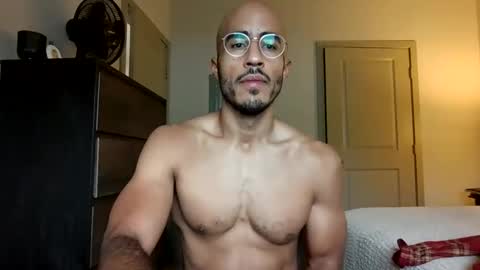 Snapshot of latinomixedbbc chatting on 24, 11, 2025 latinomixedbbc online show from 24, 11, 2025