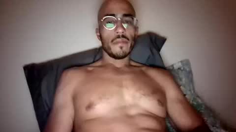 Snapshot of latinomixedbbc chatting on 12, 1, 2026 latinomixedbbc online show from 12, 1, 2026