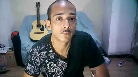 Snapshot of latinounder chatting on 24, 6, 2026 latinounder online show from 24, 6, 2026