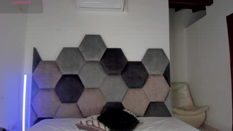 LEANDRO online show from 26, 4, 2026