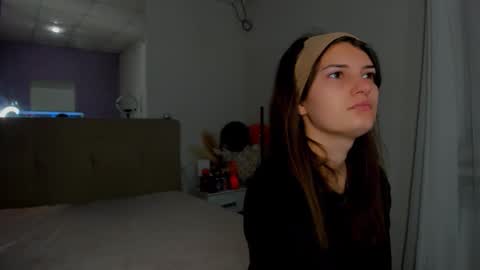 Laura online show from 7, 11, 2025