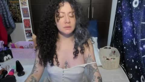  Wen  online show from 23, 4, 2026