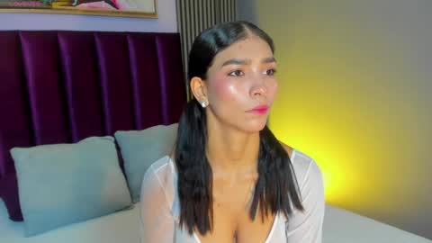 Laura online show from 26, 4, 2026