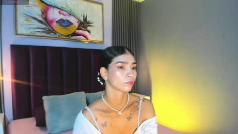 Laura online show from 28, 4, 2026