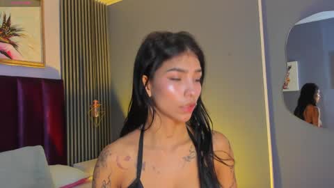 Laura online show from 6, 6, 2026