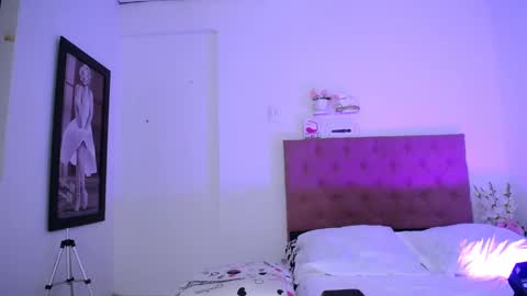 LAURA online show from 21, 12, 2024