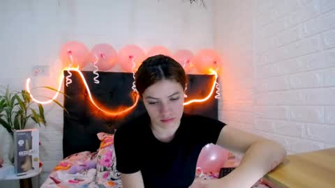 LAURA online show from 29, 4, 2026