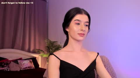 Snapshot of laura_coy chatting on 26, 12, 2024 Laura online show from 26, 12, 2024