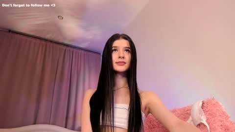 Snapshot of laura_coy chatting on 26, 1, 2025 Laura online show from 26, 1, 2025