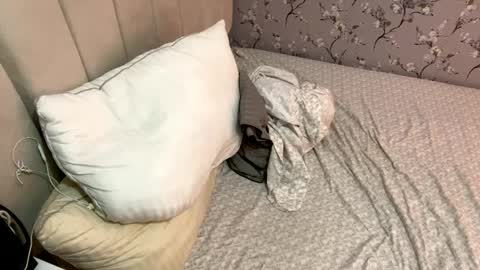 laura online show from 27, 2, 2025