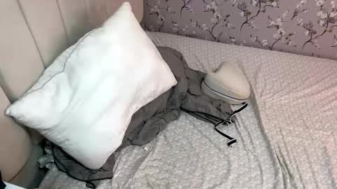 laura online show from 2, 3, 2025