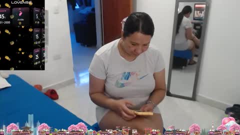 laura_foxx2379 online show from 20, 2, 2026