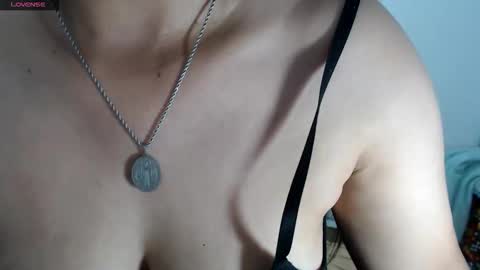 Snapshot of laura_foxx2379 chatting on 1, 5, 2026 laura_foxx2379 online show from 1, 5, 2026