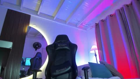 Lura online show from 12, 9, 2025