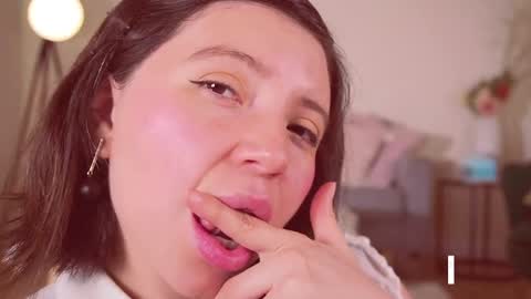 Laura Lee. online show from 13, 1, 2025