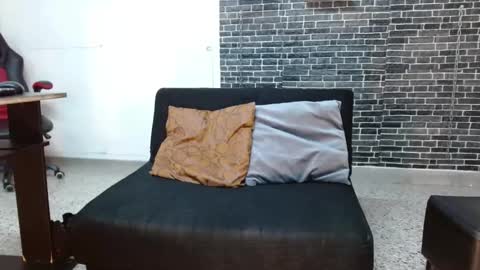 Snapshot of laura_nataly chatting on 11, 1, 2025 Laura online show from 11, 1, 2025
