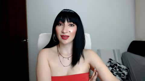 Laura online show from 23, 4, 2026