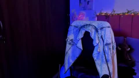 Laura Rose online show from 15, 10, 2025