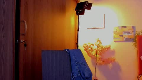 Snapshot of laura_r23 chatting on 21, 3, 2026 Laura Rose online show from 21, 3, 2026
