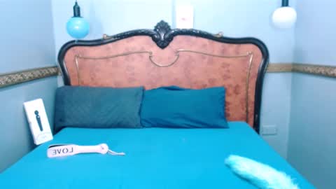 Snapshot of laura_riley chatting on 26, 2, 2025 Laura online show from 26, 2, 2025