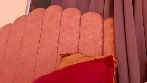 LAURA SOE online show from 17, 4, 2026