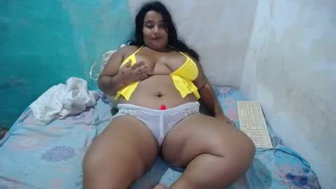 laura_sofia23 online show from 3, 5, 2026