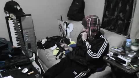 lauradecuada2 online show from 23, 11, 2025