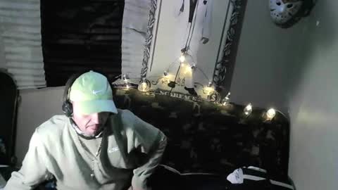 lauradecuada2 online show from 29, 4, 2026