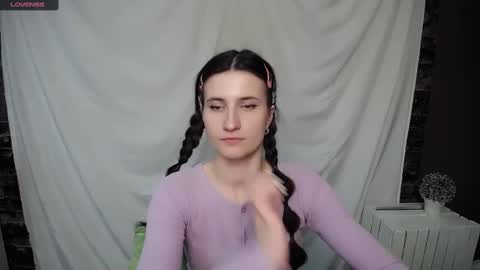 Laura online show from 20, 2, 2025