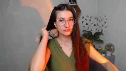 Laura online show from 6, 10, 2025