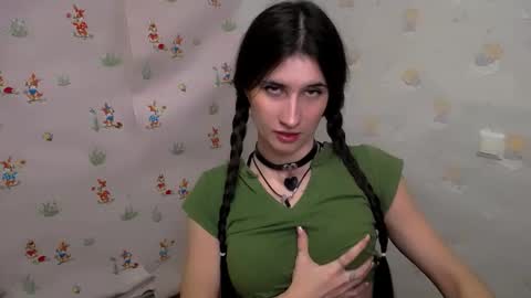 Laura online show from 22, 11, 2025