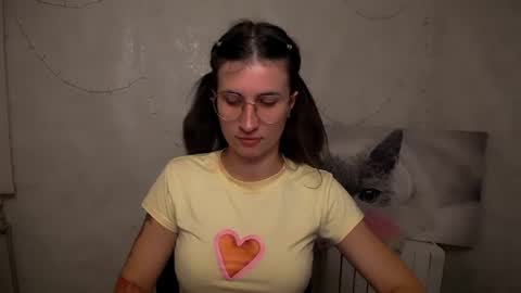 Laura online show from 5, 7, 2026