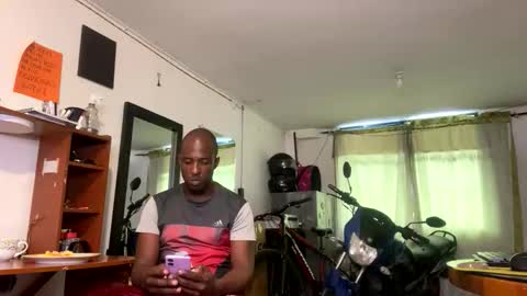 laura online show from 27, 4, 2026