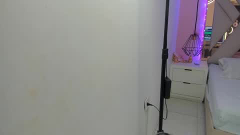 laura  online show from 13, 2, 2026