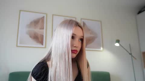 Laura online show from 18, 9, 2025