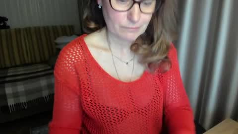 Lauraoven1 online show from 27, 4, 2026